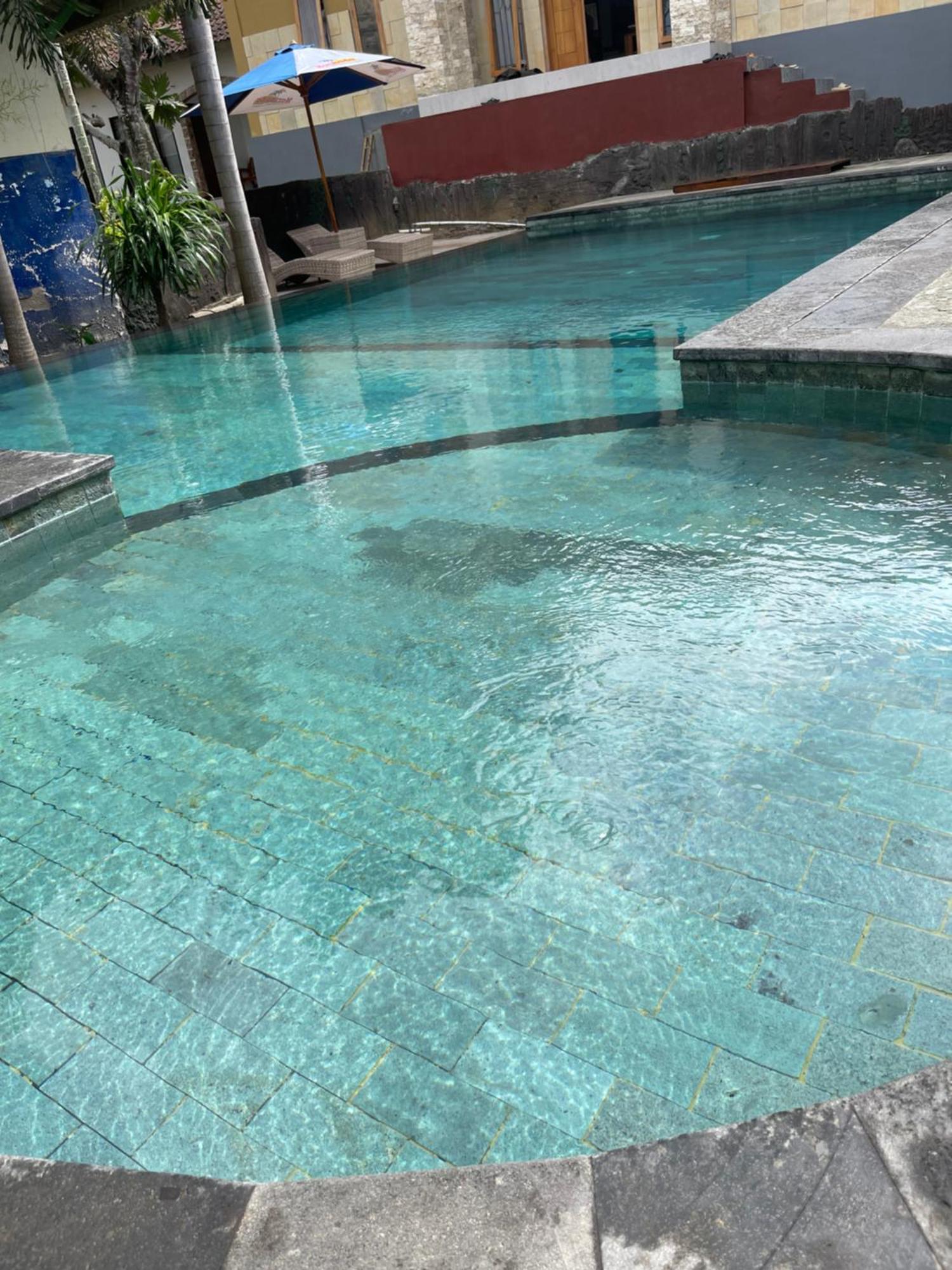 Tri Putri Homestay Kuta  ภายนอก รูปภาพ