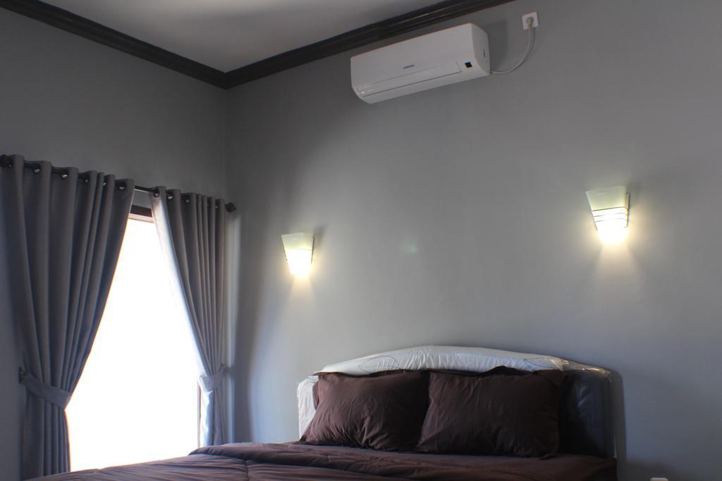 Tri Putri Homestay Kuta  ภายนอก รูปภาพ