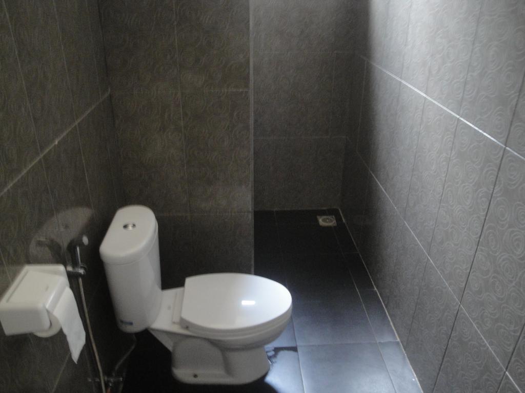 Tri Putri Homestay Kuta  ภายนอก รูปภาพ