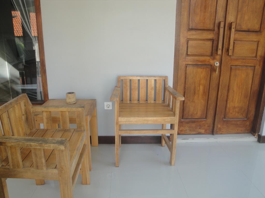 Tri Putri Homestay Kuta  ภายนอก รูปภาพ