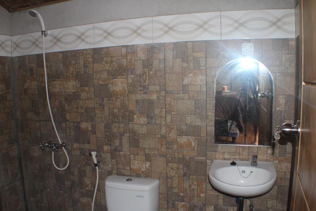 Tri Putri Homestay Kuta  ภายนอก รูปภาพ